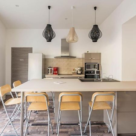 Superbe Appartement Avec Parking Gratuit Lons-le-Saunier Exterior foto